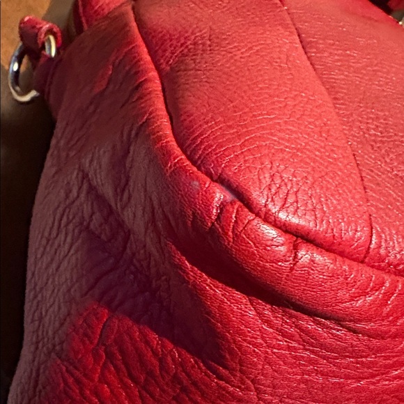 Elliott Lucca Large leather bag Satchel Shoulder bag holiday Red goldtone
EUC - Picture 13 of 17